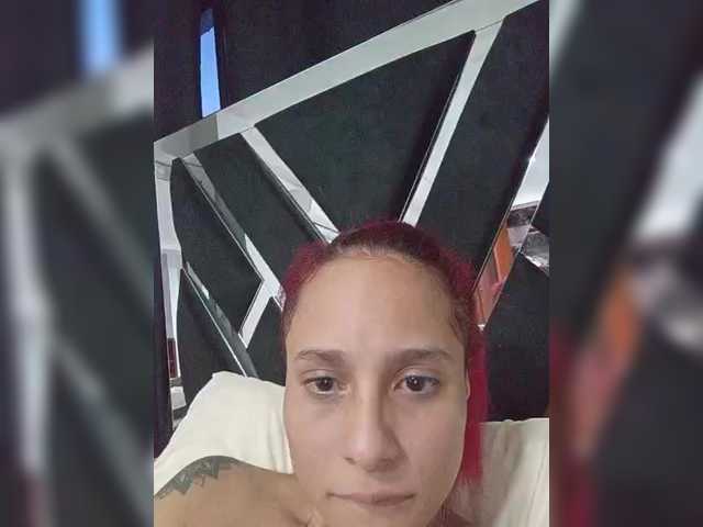 Емитовање снимка екрана LeahMassy