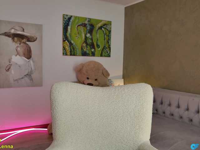 Емитовање снимка екрана LennaGodess