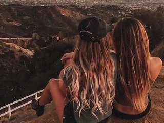Еротски видео цхат LesbianTasty1