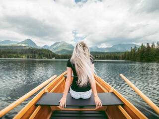 Еротски видео цхат Leslie-horny