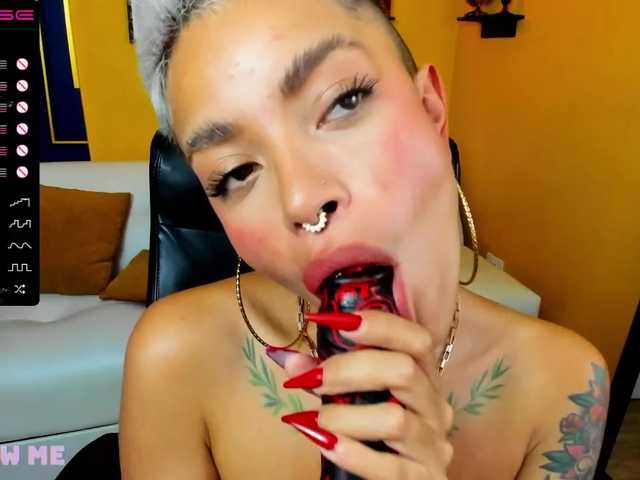 Фотографије leticiabonett wanna see me fucking my asshole? anal show at goal ♥ #anal #pussy #latina #squirt #tattoos #lovense #spanks #dildo #deepthroat #blowjob