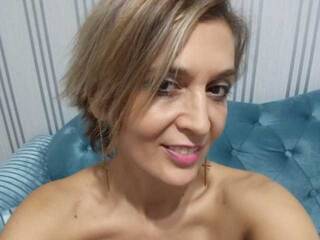 Еротски видео цхат LexiCooper