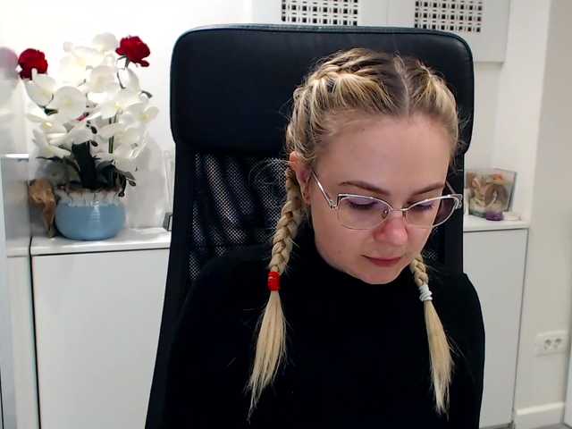 Фотографије LexyTyler Lush on ! ! Naughty vibes! Come and let's have FUN ! Target: 2999! 2348 raised, 651 remaining until the show starts : squirt show #lush #blonde #squirt #phone #vibeme