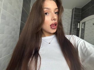 Еротски видео цхат LeylaBrooklyn