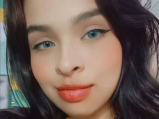 Еротски видео цхат LiaCooper18