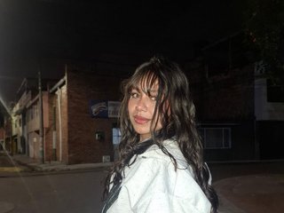 Еротски видео цхат LiaTeylor