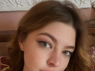 Еротски видео цхат LilianLovee