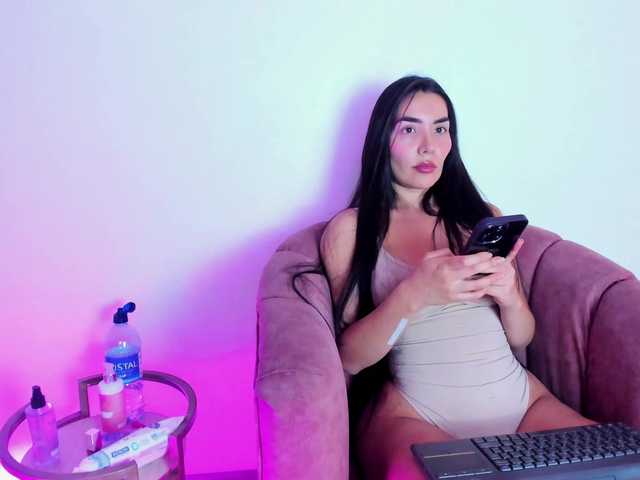 Емитовање снимка екрана LiliithGrey