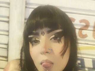 Еротски видео цхат lilith-witchx