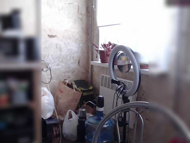 Емитовање снимка екрана Lilyj