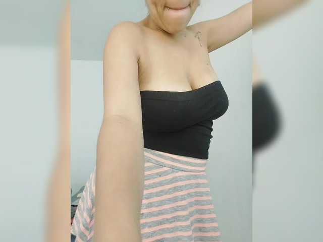 Емитовање снимка екрана LindaLunaa