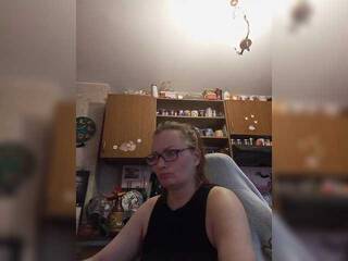 Еротски видео цхат Tignari