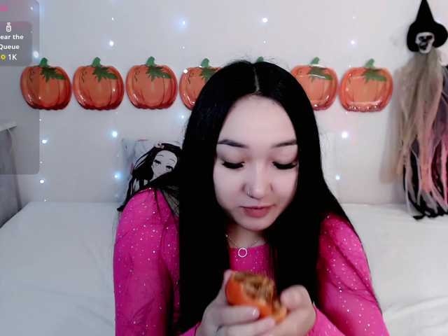 Hello stranger, i would like to know more about you and your body >.< # bigass #teen #cum # domination #mistress #asian #squirt