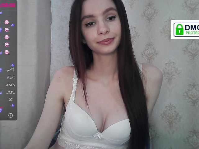 Фотографије LisaTaylor Lovense от 2 ток, рандом 20 /17 ток, любимая 50 ток ❣️ 300 - обратный отсчёт: 113 собрано, 187 осталось до минета ❣️