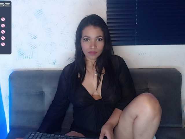 Фотографије LissaHilman I feel naughty!!!♥ -Goal: Ride my Dildos #bigboobs #latina #anal #deepthroat