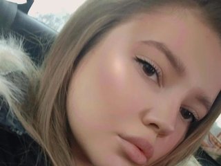 Еротски видео цхат LittleGirl22