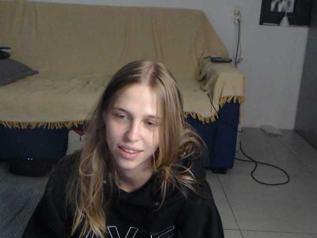 Емитовање снимка екрана Littlemolly1