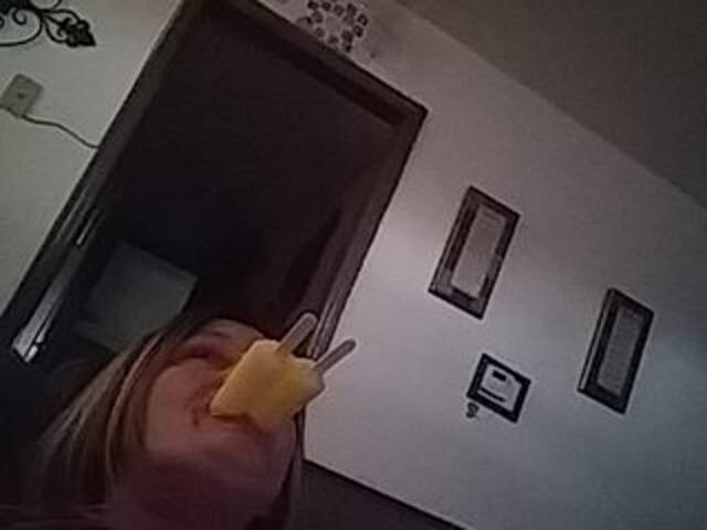 Емитовање снимка екрана Littleshorty