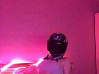 Еротски видео цхат LiyaHell