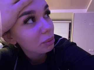 Еротски видео цхат LEYLA_FOXY