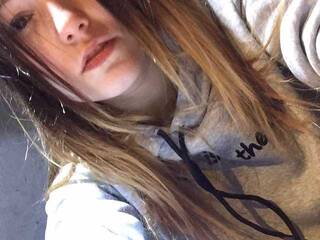 Еротски видео цхат LizzaFox