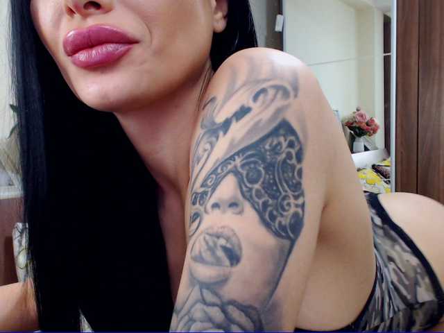 Емитовање снимка екрана LizzyAnne