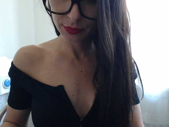 Емитовање снимка екрана LizzyRoy