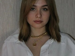 Еротски видео цхат LolaBellee