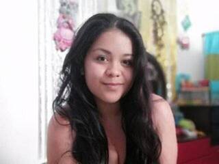 Еротски видео цхат LolaSaennz