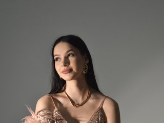 Еротски видео цхат LolaSprinkle