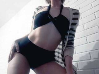 Еротски видео цхат LonelyKira