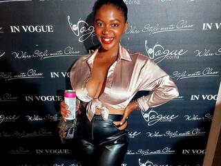 Еротски видео цхат LootLove696