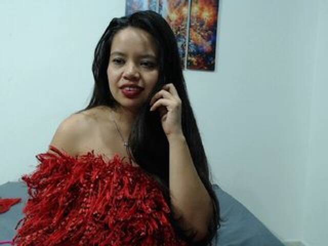 Емитовање снимка екрана Lorehot24