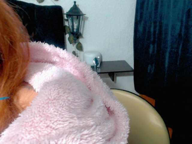 Емитовање снимка екрана loren44tits