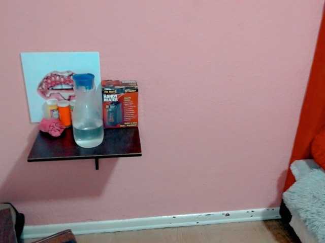 Емитовање снимка екрана loren44tits