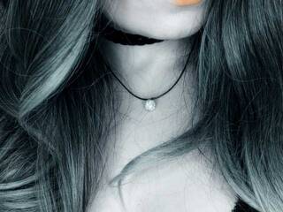 Еротски видео цхат 1Girl-1Fist