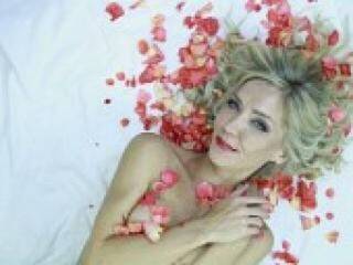 Еротски видео цхат lovelylaura