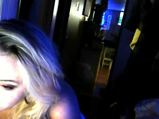 Емитовање снимка екрана lovleymarie