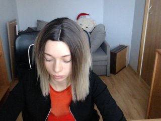 Фотографије LucySmith spank ass 20 tok, kiss 10 tok, naked tits 50 tok,all naked and masturbate -->priv chat