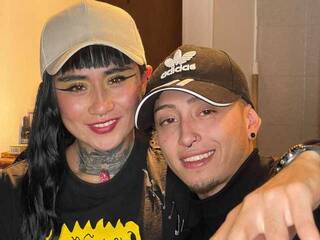 Еротски видео цхат LucyyTiago