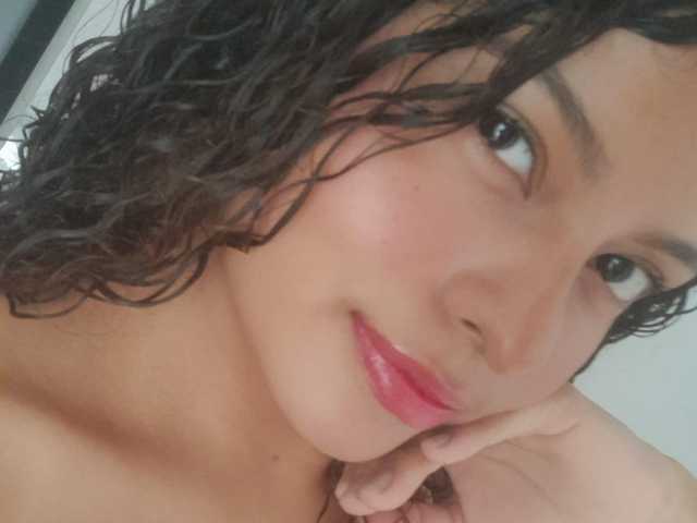 Слика профила LuluPeach069