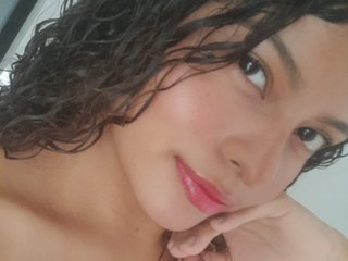 Еротски видео цхат LuluPeach069