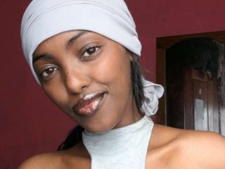 Еротски видео цхат Luna-28