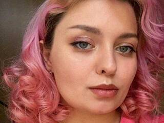 Еротски видео цхат LunaMoone