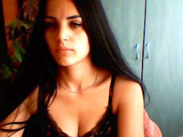 Емитовање снимка екрана LusiaSweet