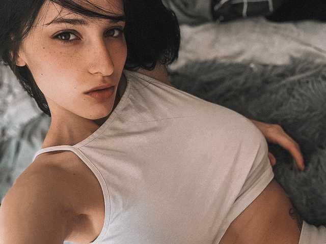 Слика профила LuxBrunette