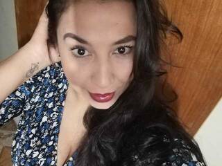 Еротски видео цхат Lya-laywood