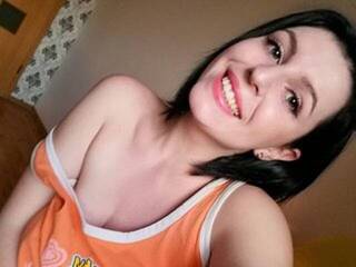 Еротски видео цхат MaddySmith