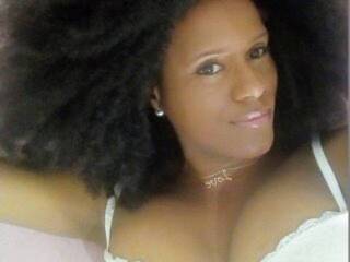 Еротски видео цхат Madelinne