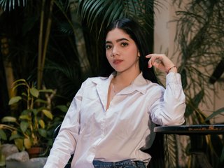 Еротски видео цхат MadisonDupont